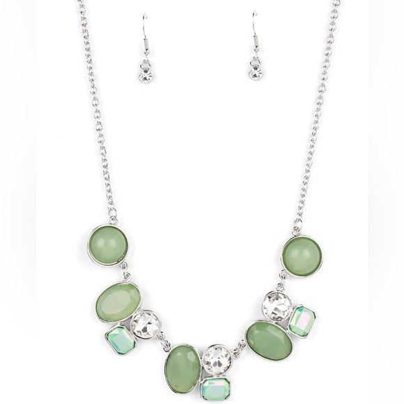 NWT Green & Silver Necklace w/ Earrings Set - Picture 3 of 6